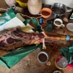 Roba un jamón ibérico de 400 euros en un súper de Mallorca y lo devuelve a medio comer cuando le pilla la Guardia Civil