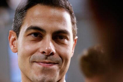 El más joven de la historia y abiertamente gay: quién es Rob Jetten, el nuevo primer ministro de Países Bajos