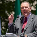 General Jack Keane predice una “formidable” acción militar contra Irán si Trump aprieta el gatillo