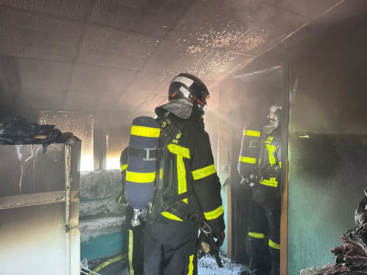 Tres bomberos y dos sanitarios de la Comunidad se desplazan a Mozambique a causa de las inundaciones