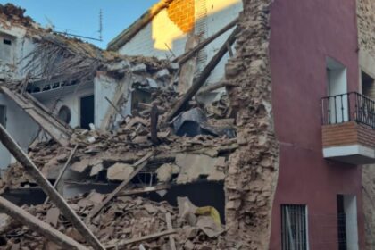 Una casa se derrumba en Puçol sin provocar heridos pero deja 25 personas desalojadas