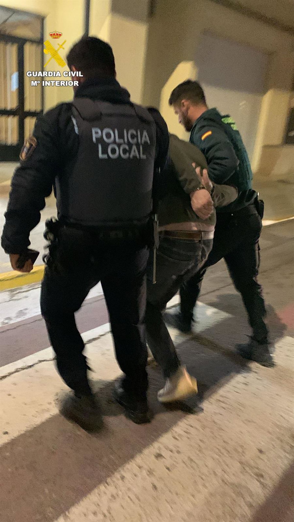 Dos detenidos acusados de varios robos en viviendas de Bétera