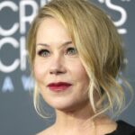 Christina Applegate habla de la pérdida de peso causada por la esclerosis múltiple: “Peligroso y aterrador”