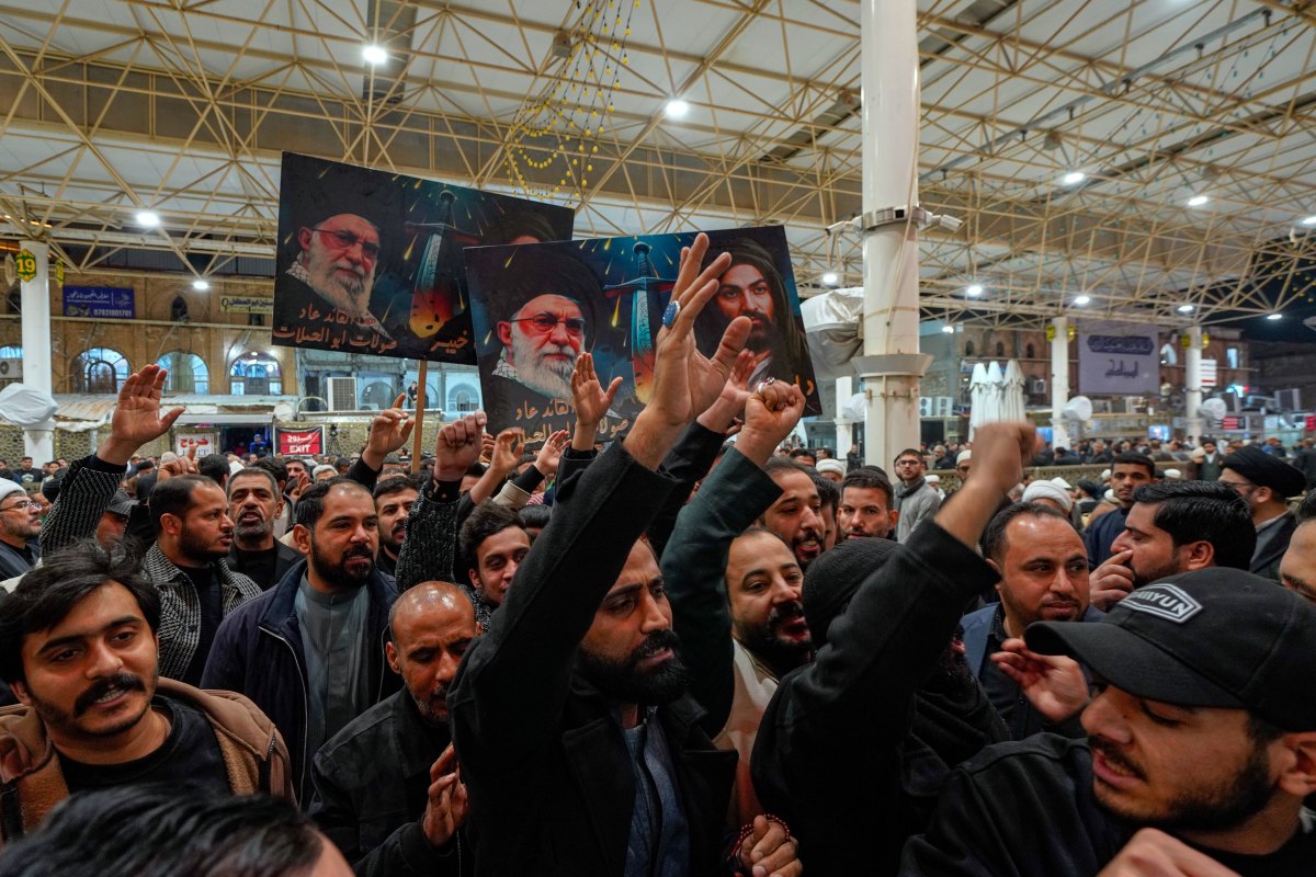 Irán ya tiene nuevo líder supremo, que toma el lugar de Jameneí, pero aún no revela su nombre
