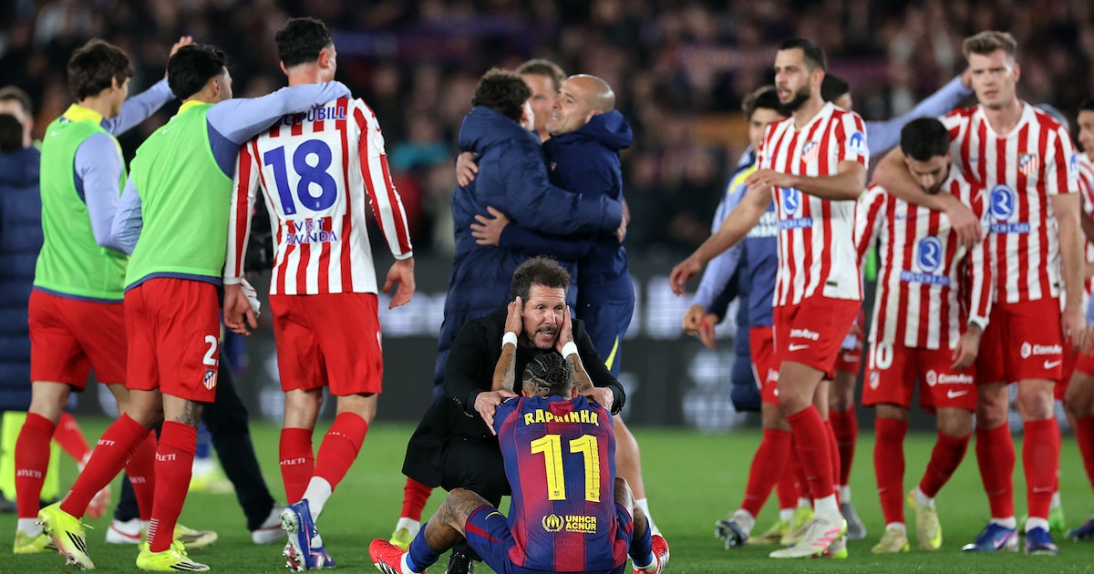 El noble gesto de Simeone con Raphinha luego de que el Atlético de Madrid eliminara al Barcelona de la Copa del Rey