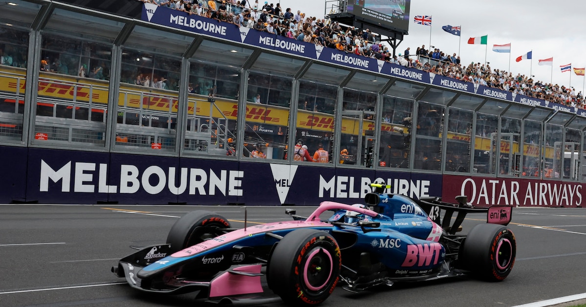 Franco Colapinto largará 16° el Gran Premio de Australia de Fórmula 1
“No hay dónde esconderse”: la fuerte autocrítica del jefe de Alpine tras la mala clasificación de Colapinto y Gasly en el GP de Australia de la F1
La inquietante frase de Max Verstappen sobre su futuro en la F1 tras el accidente en la Qualy del GP de Australia
El crudo análisis de Pierre Gasly tras la floja clasificación de Alpine en el GP de Australia de la F1: “Hay decepción”
El accidente de Max Verstappen en la qualy que lo hará largar 20° el GP de Australia de Fórmula 1: el detalle que encendió las alarmas
La sincera confesión de Franco Colapinto tras el mal arranque de Alpine en la Fórmula 1: “Lleva tiempo mejorar estas cosas”
Franco Colapinto quedó 16° en la clasificación del Gran Premio de Australia de Fórmula 1