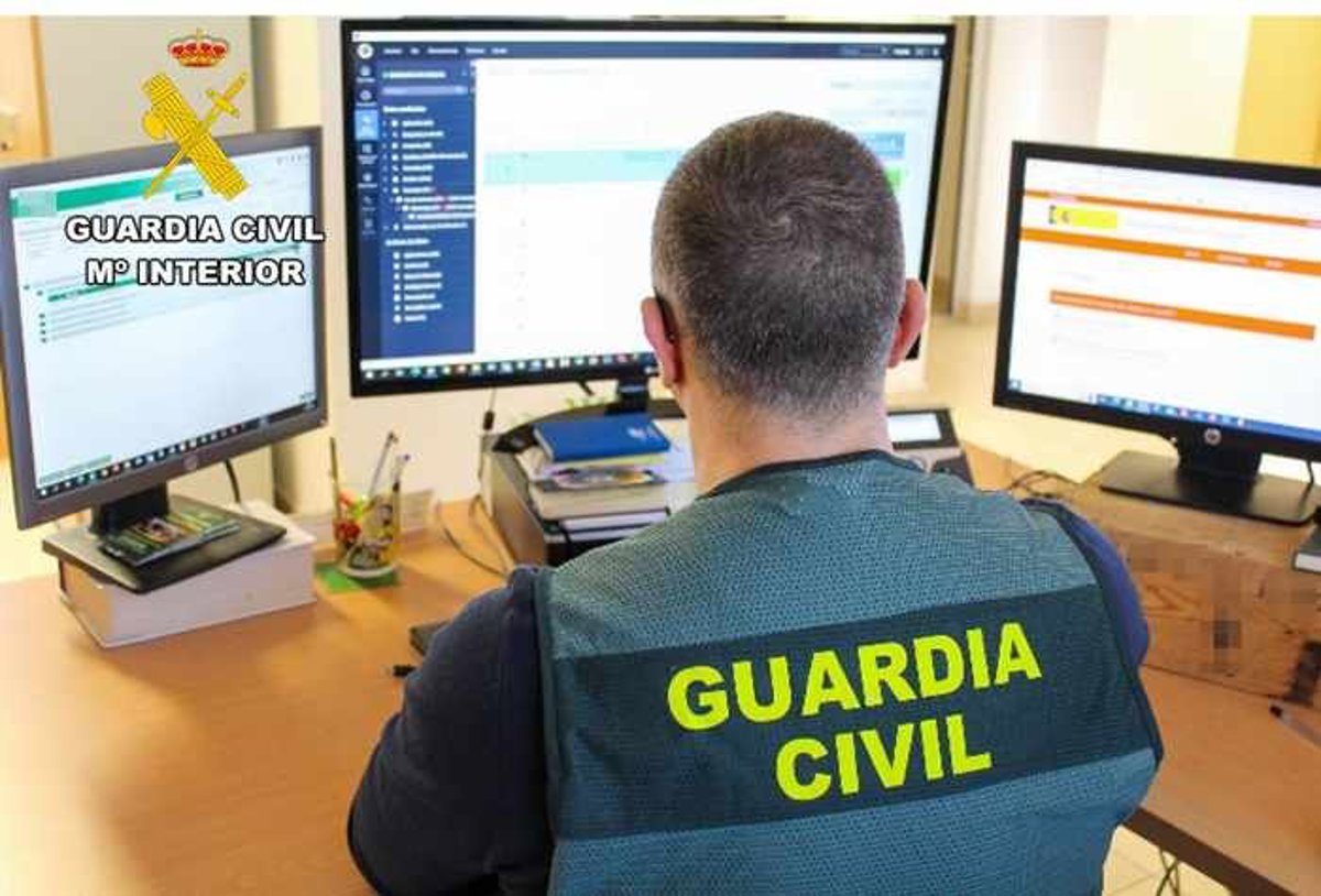 Dos investigados en Jaén por usar a terceros para abrir cuentas bancarias tras usurpar su identidad en Sevilla
