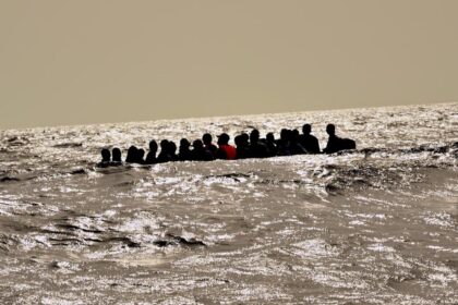Tragedia en Italia: recuperan 19 cadáveres de una embarcación de migrantes