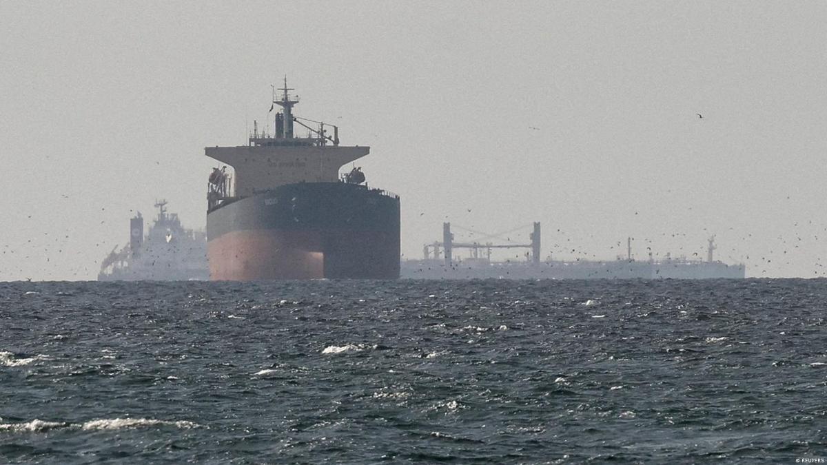 Irán amaga con bloqueo total del golfo Pérsico, el mar de Omán y el mar Rojo
