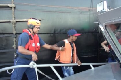 Más de 20,000 marineros atrapados en el estrecho de Ormuz: la mayor crisis desde la Segunda Guerra Mundial