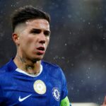 El representante de Enzo Fernández criticó al Chelsea tras la sanción y puso en duda su futuro: “Es completamente injusto”