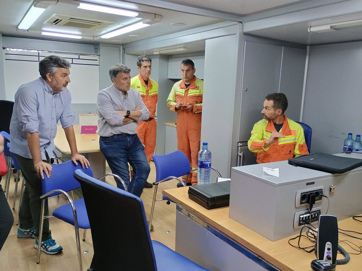El Principado mantiene "estabilizada" la situación de los 21 incendios activos y advierte: "Los provocan delincuentes"