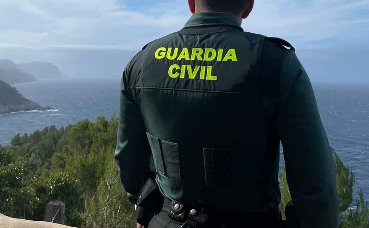 Herido un menor de 14 años al caer desde el cuarto piso de un hotel de Calvià