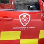 Un incendio afecta a varias naves del polígono industrial de Cajiz en Vélez-Málaga