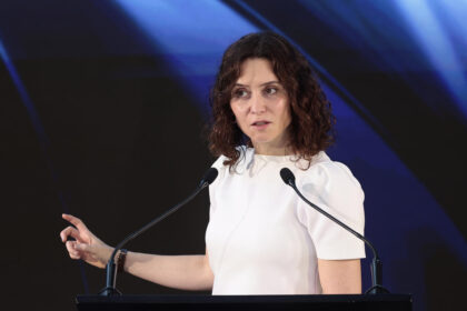 Isabel Díaz Ayuso en una imagen de archivo, con un gesto de sorpresa y descontento
