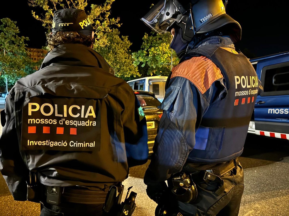 Los Mossos detienen a una mujer de 31 años después de que asegure haber matado a su marido