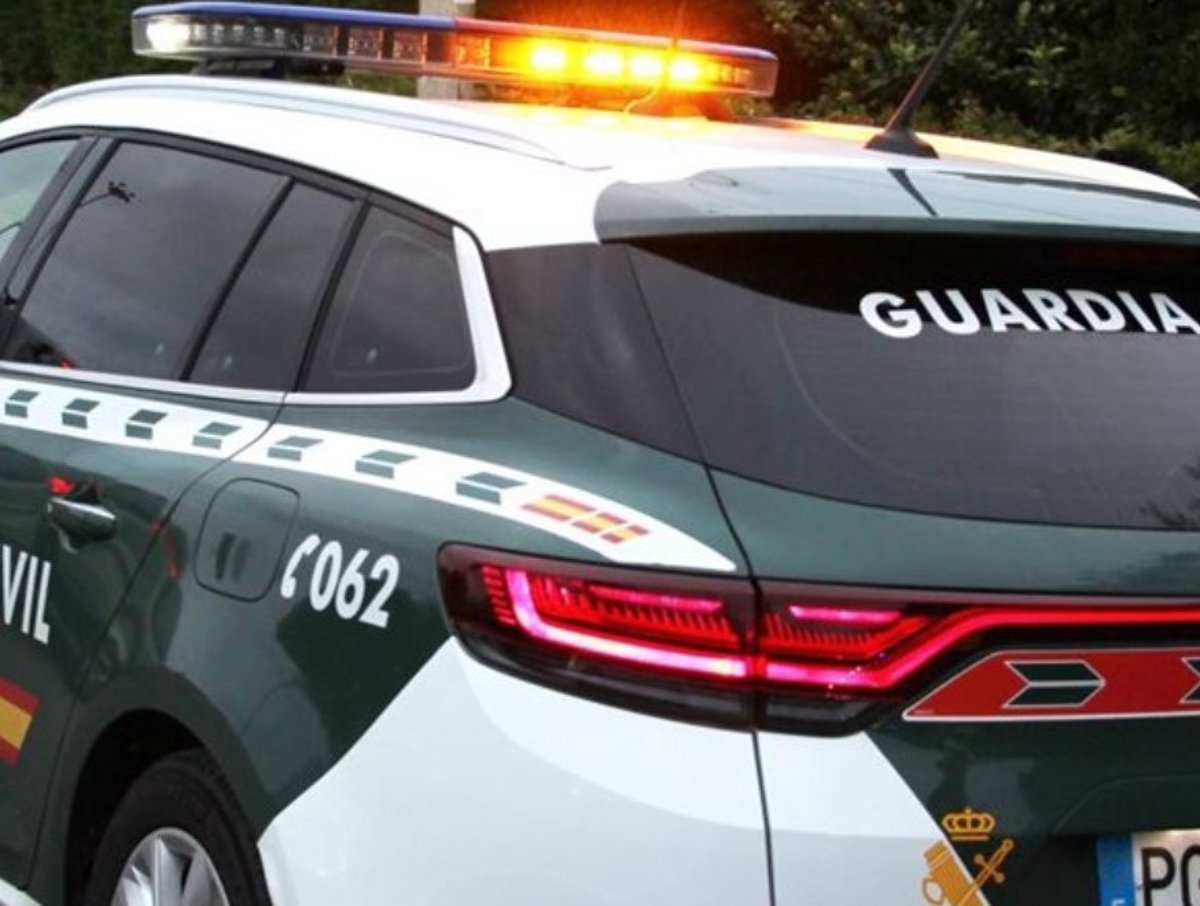 Imagen de la Guardia Civil en una actuación, con agentes trabajando en una escena de un presunto delito