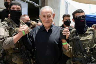 Benjamin Netanyahu en una rueda de prensa en Israel