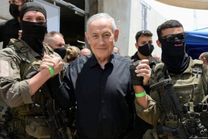 Benjamin Netanyahu en una rueda de prensa en Israel