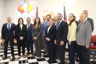 Activistas cubanos trabajando en un plan para una transición democrática en Cuba