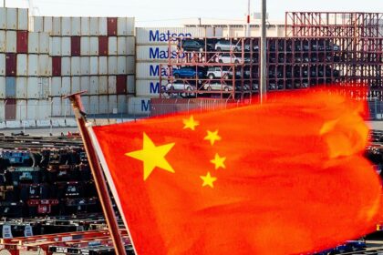 La portavoz de la Cancillería china Mao Ning en una rueda de prensa sobre la situación en Irán