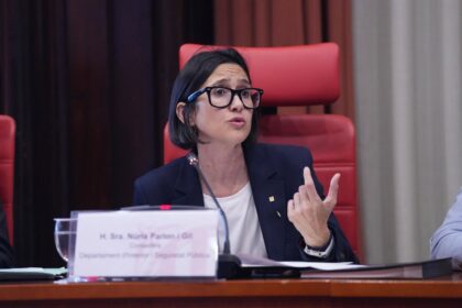 La consellera de Interior Núria Parlon habla con medios sobre protestas de docentes y visita del Papa